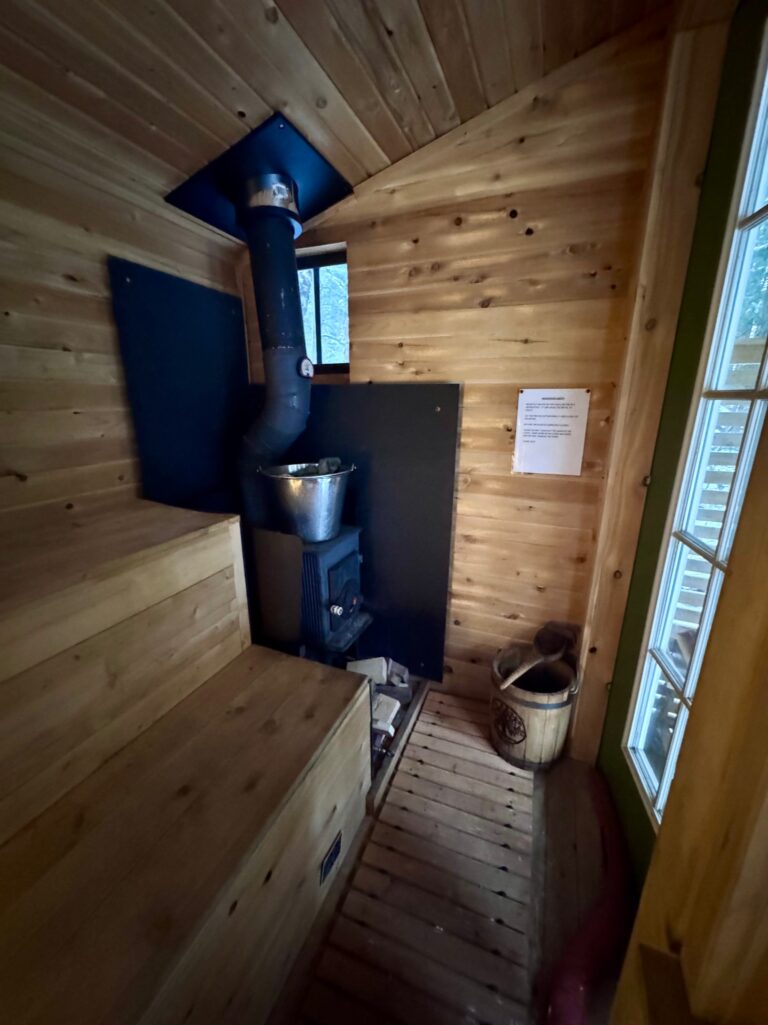 HD Sauna Interior2 768x1025