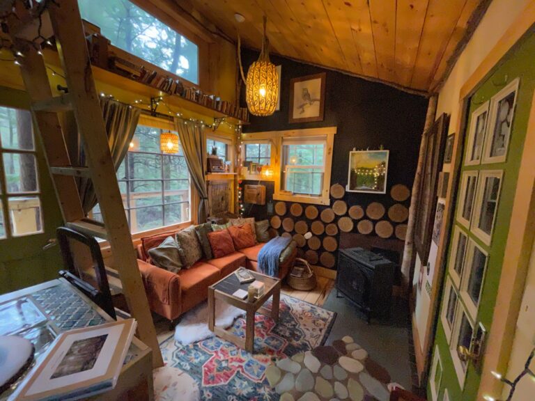 HD Treehouse Interior 1 768x576