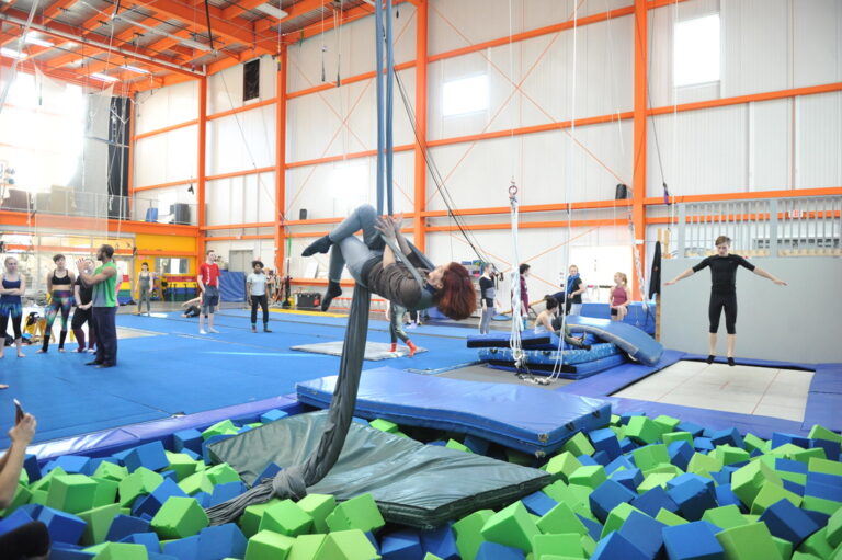 full trapezium by Elsie Smith 768x511